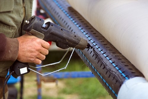 Figure 2: HMA’s application using hot guns [2]